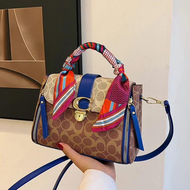 

Designer Women's Shoulder Bag Luxury Leather Crossbody Handbag Elegant Tote Purse Ladies Fashion Accessory With Adjustable Strap