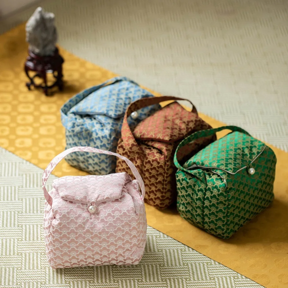

Portable Chinese Style Tea Set Cup Storage Bags Retro Square Teapot Cloth Pouch Interwoven Portable Silk Brocade Handbag Outdoor