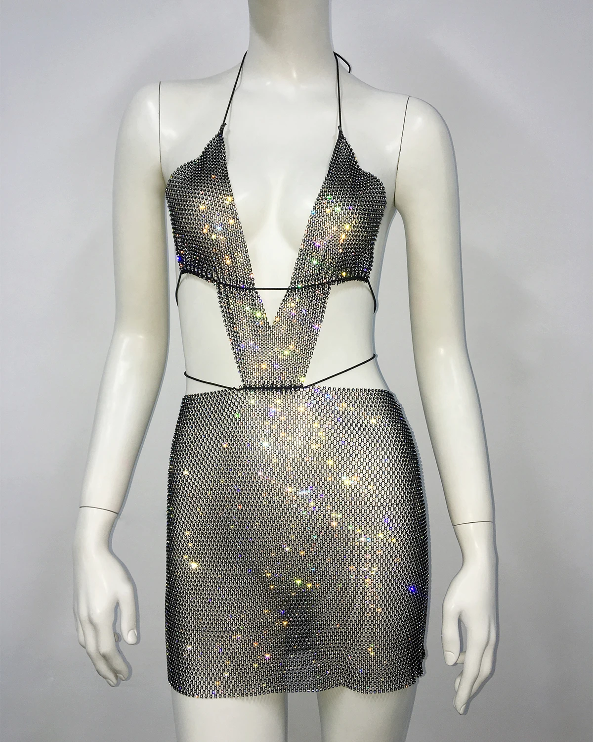 페스티벌퀸 속이 비치는 라인스톤 반짝이는 백리스 패션 뮤직 페스티벌 드레스 라인스톤 메쉬 원단 드레스