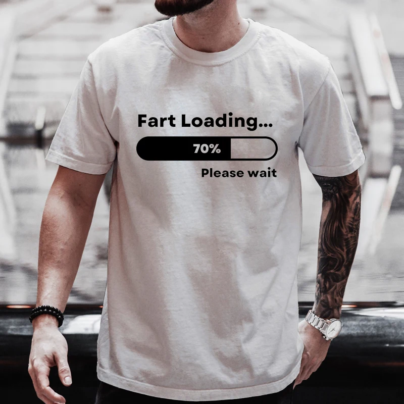 Enorme scoreggia caricamento T-shirt da uomo Umorismo Tee Scherzo Gag Tshirt per papà Regali Ragazzi Abiti maschili T-shirt a maniche corte Divertenti magliette grafiche