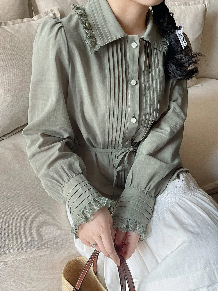 

Ретро-блузка с кружевным воротником и утягивающей талией для женщин, весна 2023, новинка, свободный крой, с пуговицами, рукавами-фонариками, из смесового хлопка