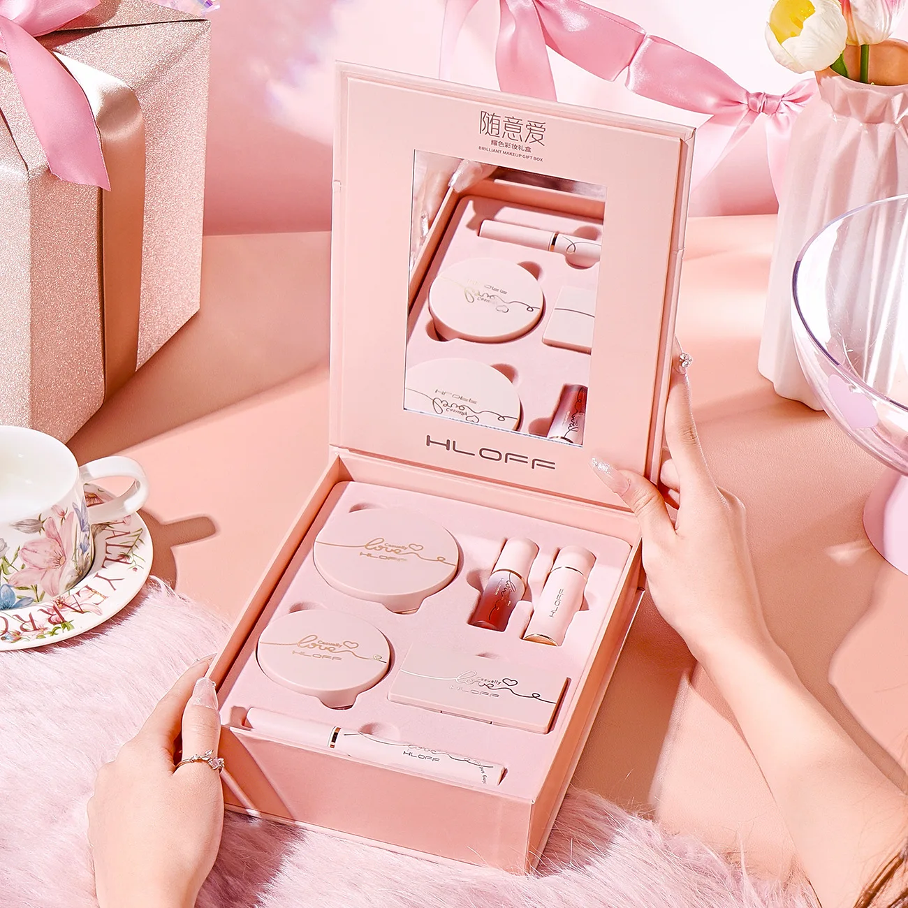 

HLOFF Random Love Yao Цветной макияж Высококачественный подарочный набор Подарок на день Святого Валентина Помада Подушка для губной помады Набор для макияжа