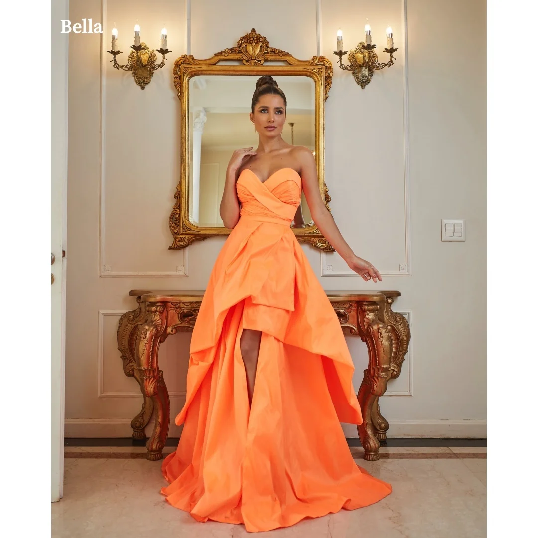 

Bella Customized Orange Sweetheart Neck Strapless Prom Dress High Slit Ruffled Layered robes de soirée Elegant Party Dresses