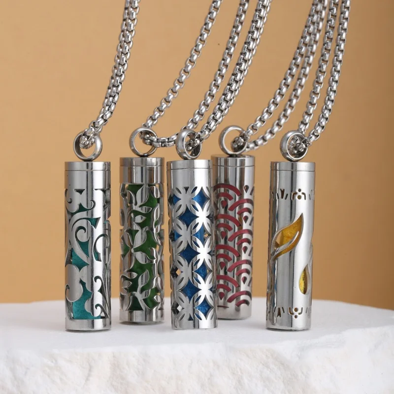 New Perfume diffuser necklace Stainless steel small box Essential oil Perfume Essential Oil diffuser Pendant necklace Fragrance