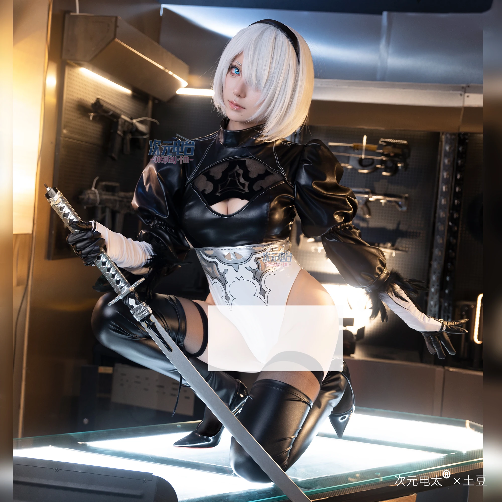 Disfraz de Anime Nier Automata Yorha 2B para mujer, traje de cuero Sexy, guantes, calcetines, traje, ropa de Carnaval y Navidad para Halloween