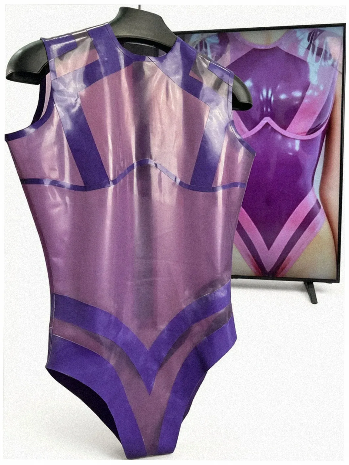Lila Hochglanz-Jumpsuit Ärmellos Maßgeschneidert für Tanz und Cosplay mit Kontrastpaneelen