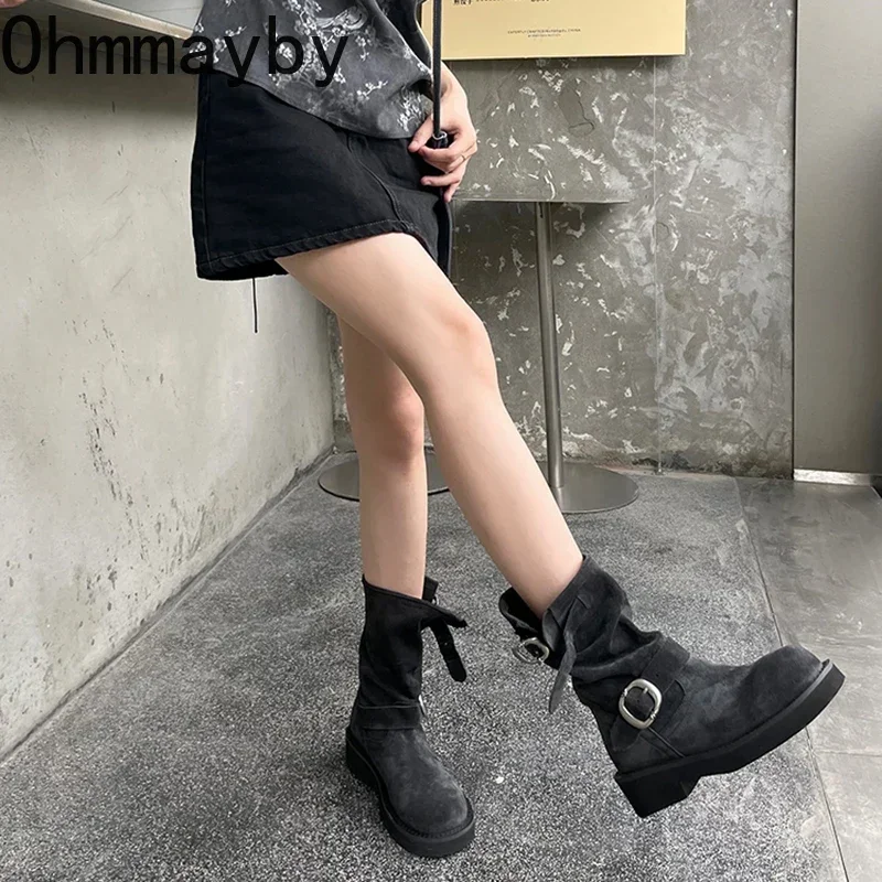 Retro Style Women Motorcycle Boots Fashion Metal Buckle Platform Heel Short Booties Winter Comfort Women\'s Footwear