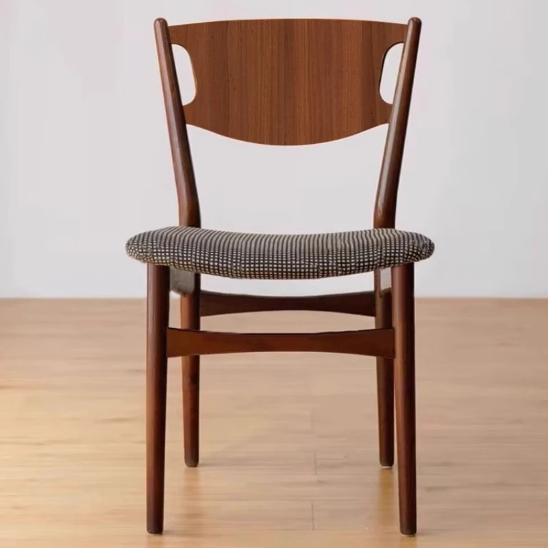Mid-Century Solid Wood Dining Chairs Scandinavian Designer Kitchen Stool for Home Office Chair Ergonomic Backrest Study Seating view 5