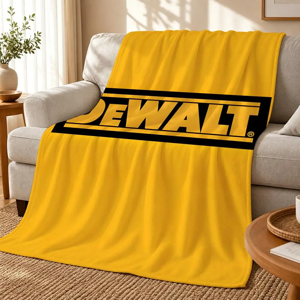 D-deWalt Throw 240g flannel blanket, suitable for sofas, beds, offices, exquisite gift blankets