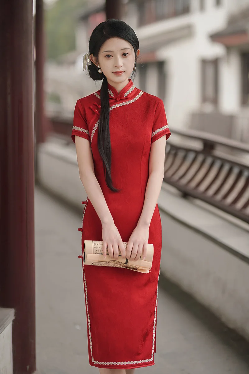 

Sexy Lace Trim Mandarin Collar Qipao Chinese Traditional Women's Short Sleeve Jacquard Satin Cheongsam Evening Dress