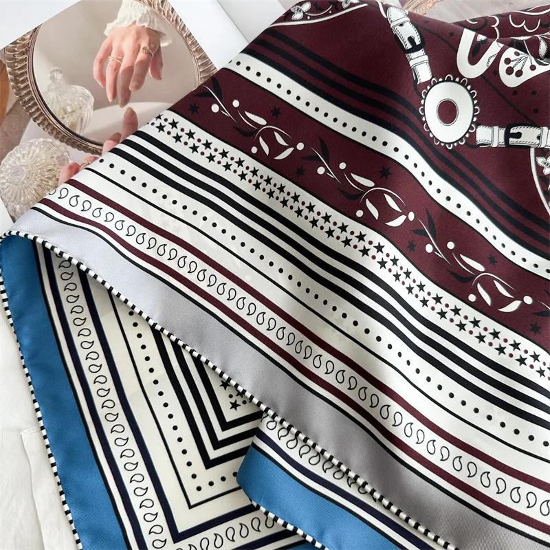 Damen-Schal, neues Design, 100 % reine Seide, quadratischer Schal, modische Wickelschals für die ganze Saison