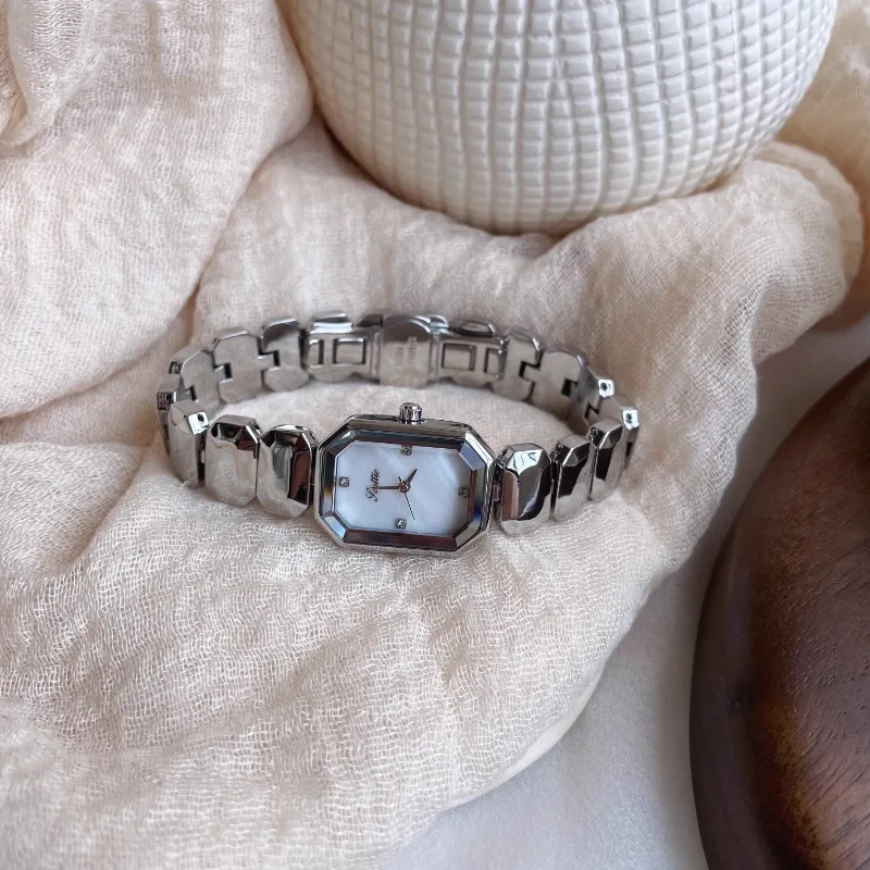 Luxury Diamond Fashion Women's Watch Small Golden Square Dial Quartz Watch for Women Bracelet Watch Relojes Para Damas
