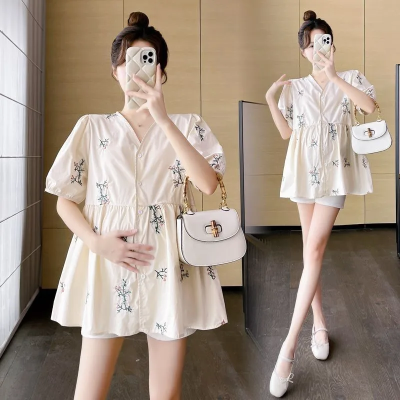 

2025 Creative New Pregnant Women's Korean Style V-neck Embroidered Top Maternity Simple Short Sleeve Breathable Top Shirt LI218