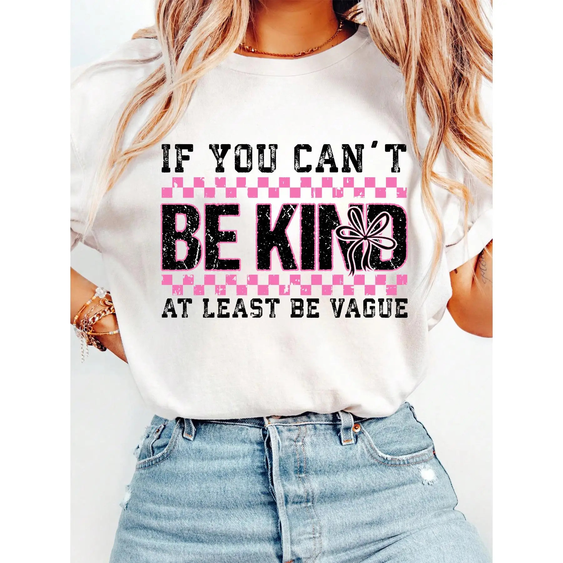 

Funny Be Vague T-shirt Women's Sarcastic Quotes Tee Y2K Graphic Tops Introvert Humor Gifts Attitude T-shirt