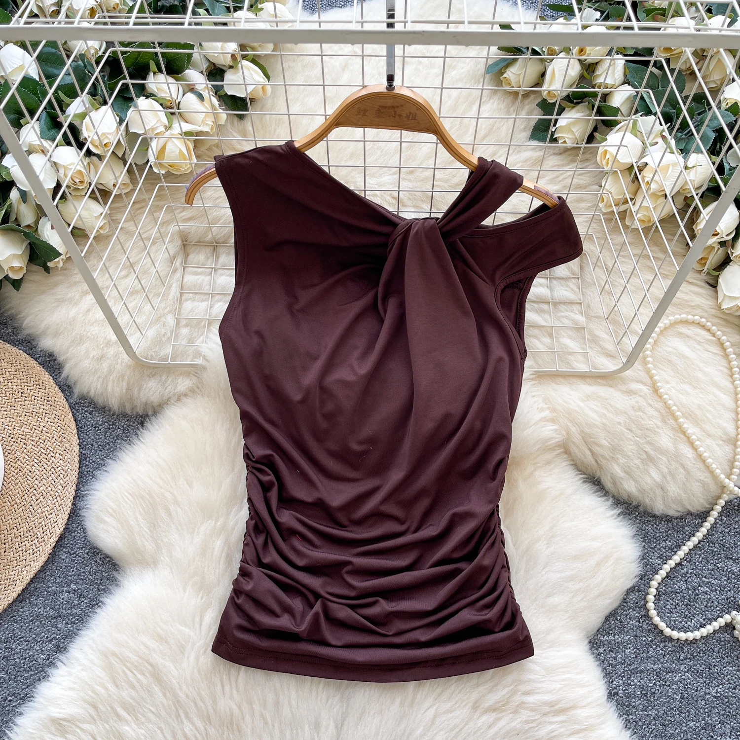 

Chic hollow out Diagonal collar solid pleated fashion vest basic crop top sexy tight corset summer sexy style retro top