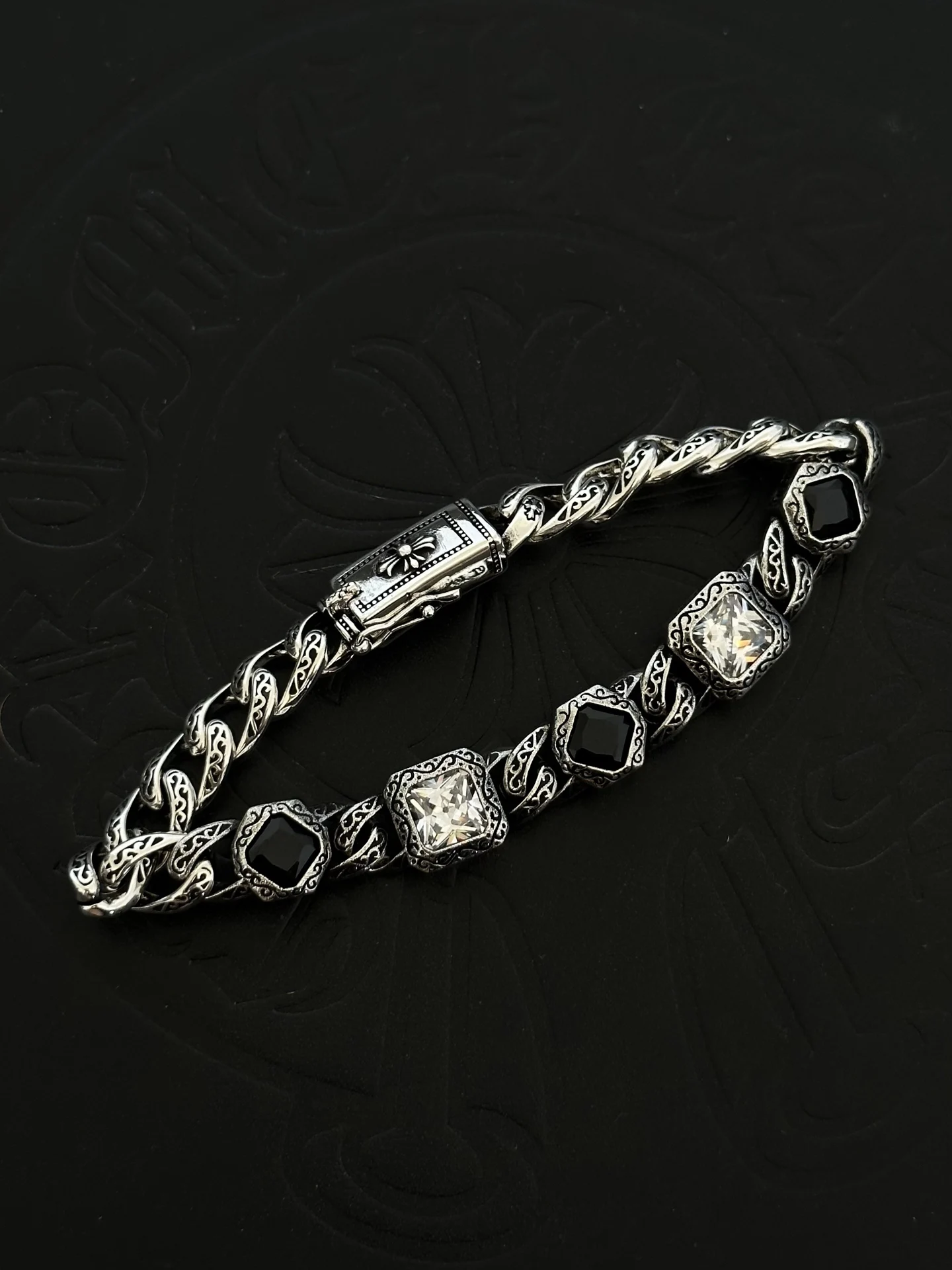 S925 Sterling Silver Charm Vintage Old Square Diamond Cross Elegant CH Bracelet Couple Heavy Industry Accessories
