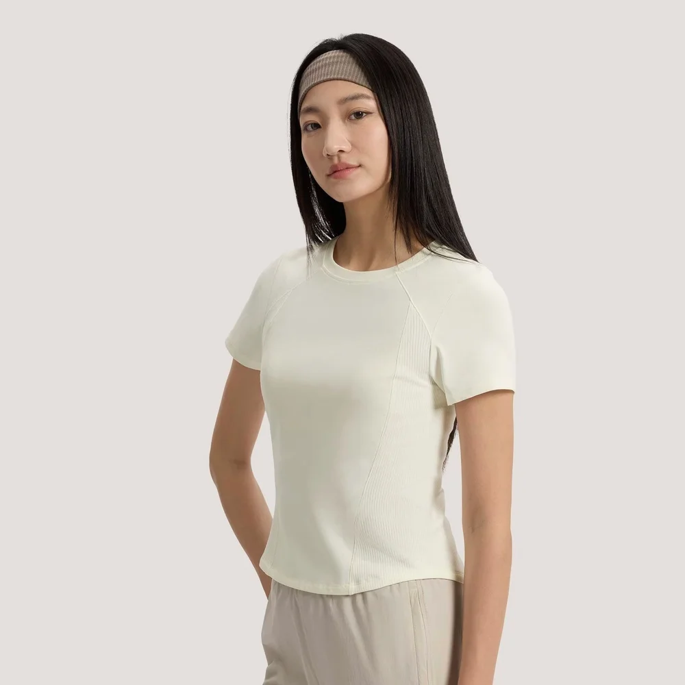 

Женская трикотажная футболка Adidas SFL SS TEE2 для спорта и отдыха с короткими рукавами KH2648