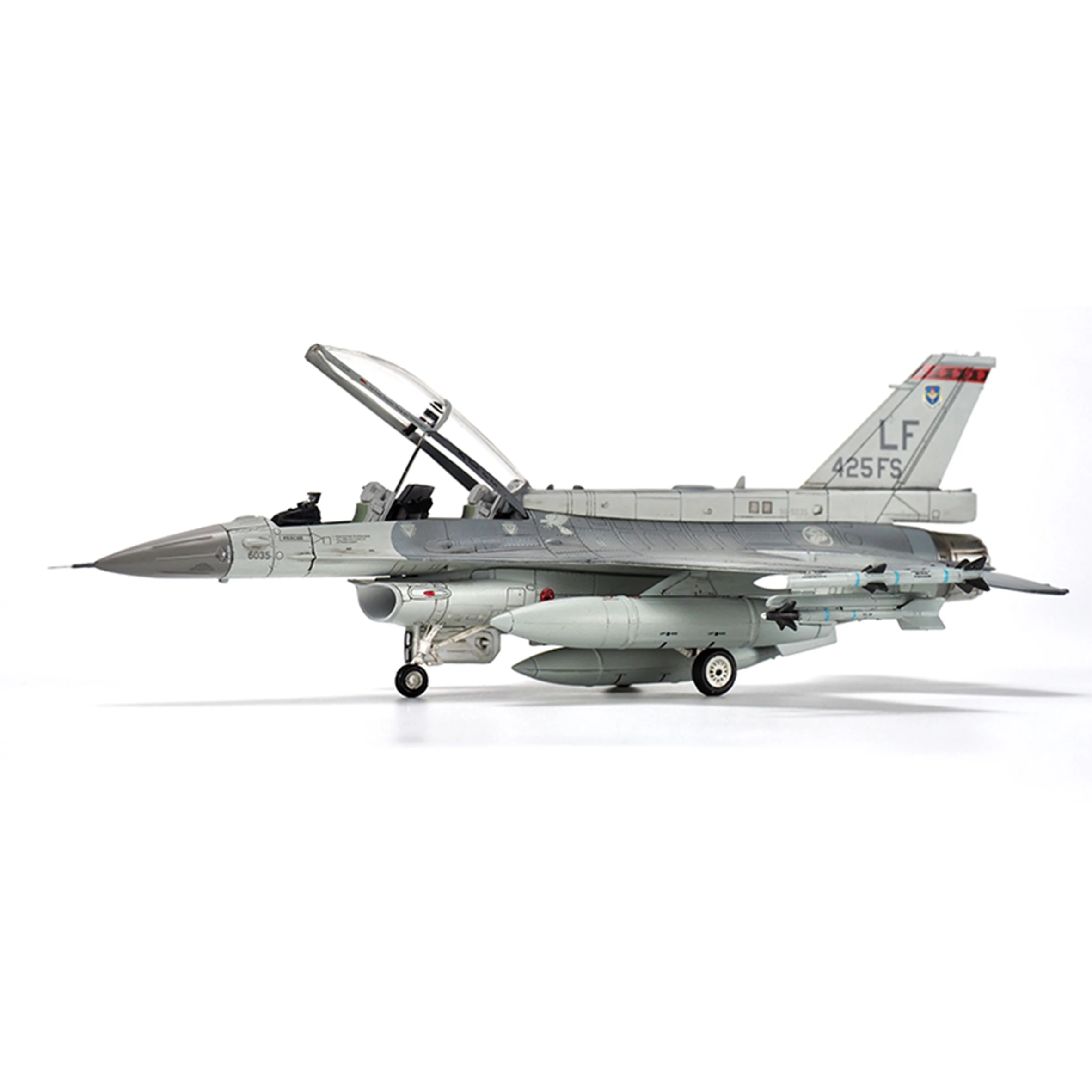 1/72 CA721606 Singapore F16 F-16D Fighter Model 425th Squadron Luke AFB 96-5035 Collect models