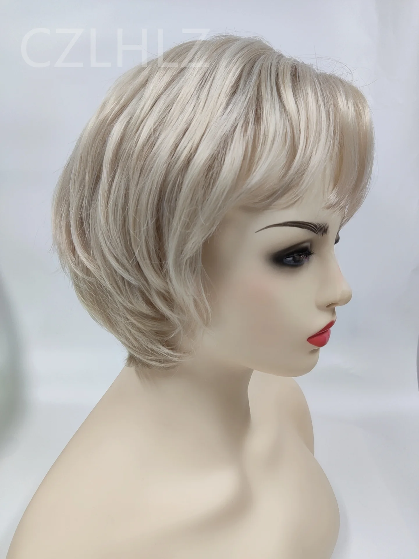 Short Wigs with Bangs Soft Synthetic Heat Resistant Blonde Loose Wave Hair Fancy Dress Party Wigs for Women