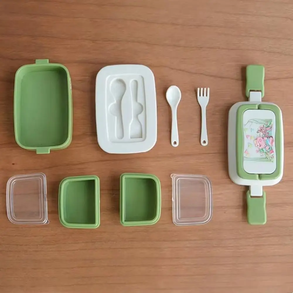 กล่องอาหารกลางวันจำลองขนาด 1/6 สำหรับบ้านตุ๊กตา ชุดครัวจำลอง กล่องปิกนิกจิ๋ว ดีไซน์เหมือนจริง ทำจากพลาสติก อุปกรณ์เสริมกล่องเก็บของขนาดเล็ก