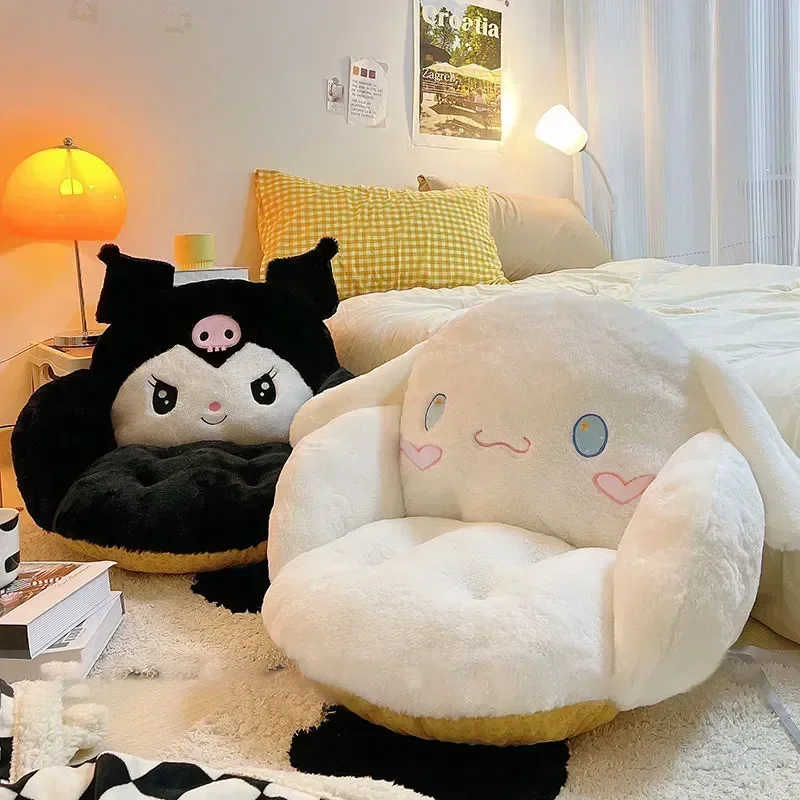 Cartone animato Sanrio Cinnamoroll Kuromi inverno peluche mezzo circondato cuscino nero schienale dormitorio ufficio cuscino sedia antiscivolo