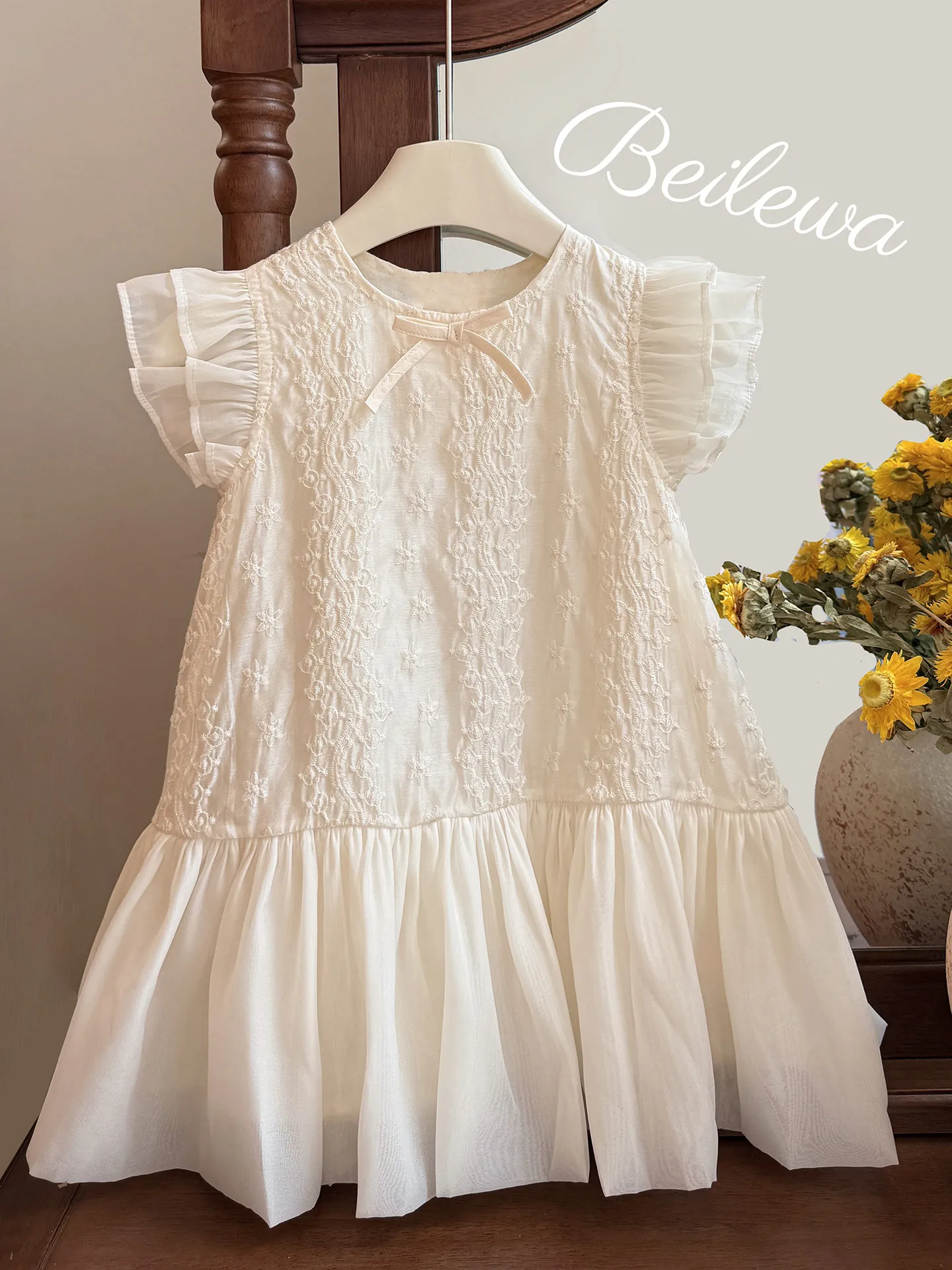 夏の新作ガールズファッションレース刺繍糸スカート、ベビーガー - Baby Clothing Yarn のレビューと価格