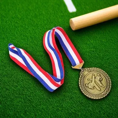 

Exquisite Zinc Alloy Medal Portable Metal Award Hanging Medal for Various Occasions Decorative Use Medals for Awards