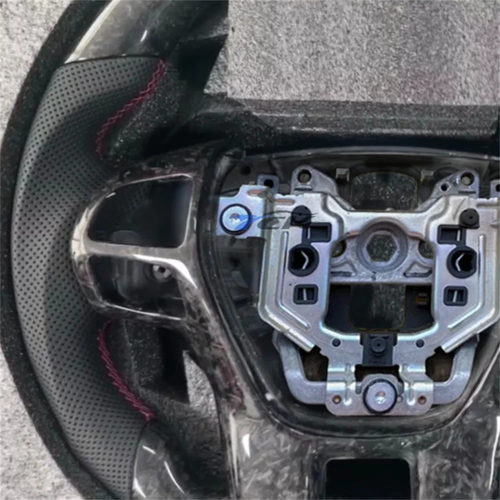 Forged Carbon Fiber Black Leather Steering Wheel for Ford Explorer 2013 2014 2015 2016 2017 2018