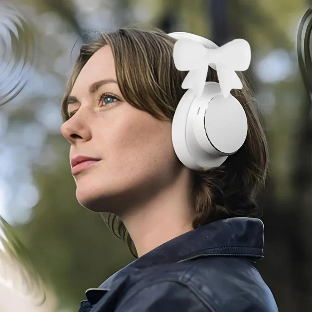 

Creative Silicone Bow Headphone Accessory DIY Clip on Headphone Clip Decor Cute Kawaii 3D Bows Decor for Earphone Universal