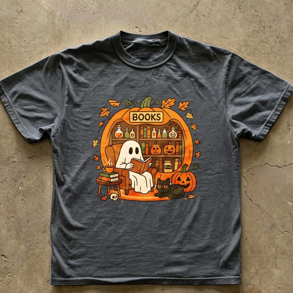 Cute Reading Ghost Bookshelf T‑Shirt Pumpkin Book Nook Black Cat Autumn Leaves Potion Bottles Cozy Book Lover Cartoon Cotton Tee