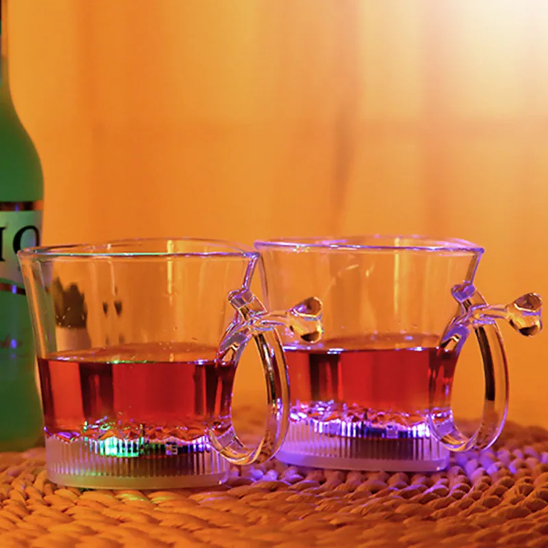 Glowing LED Flash Romantic Couple Cup, Wedding Banquet Qixi Valentine's Day Gift Beer Cup Cheer-up Supplies