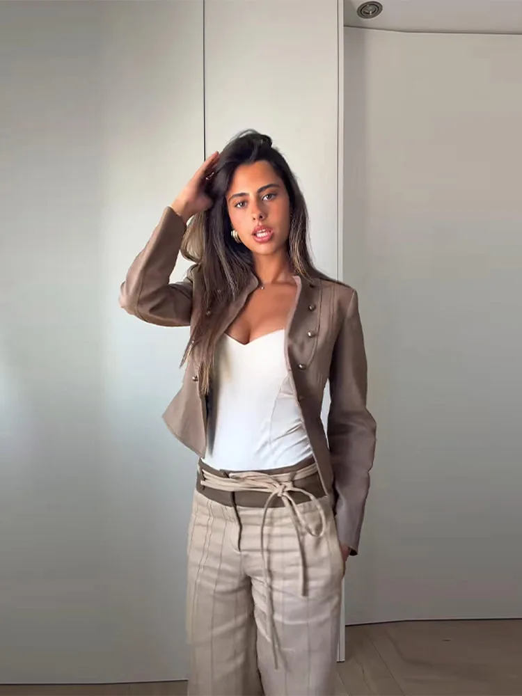 Langarm-Stehkragen-Kurzmäntel für Damen im Vintage-Militärstil mit Epauletten, Doppelreihig, Einfarbig, Locker Geschnittene Jacke, Neue Oberbekleidung für Damen – Detail 8