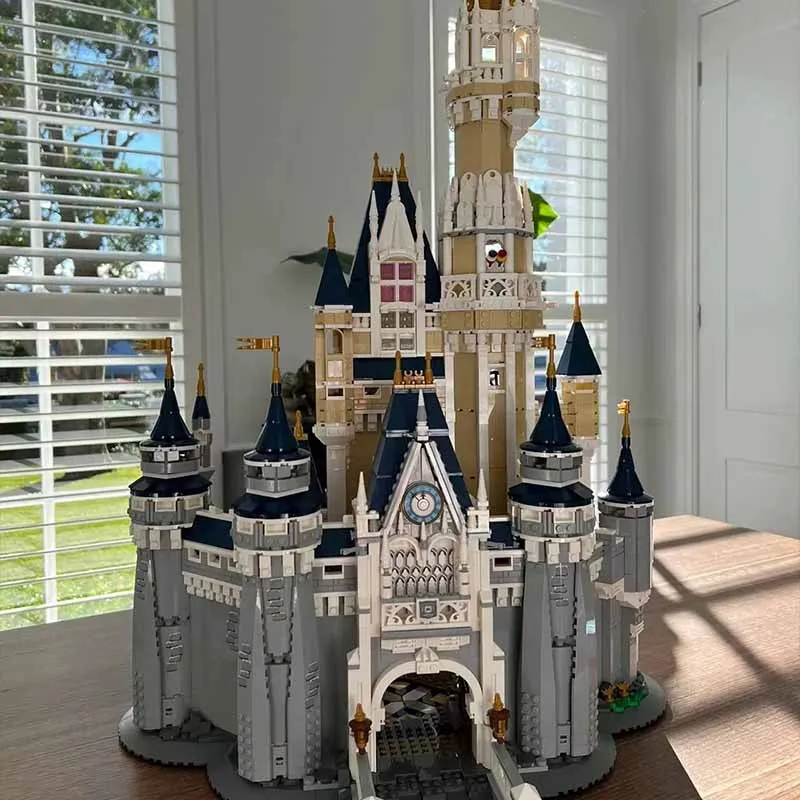 Neue 4080pcs kompatible Prinzessin Schloss modulare Bausteine Ziegel Lernspiel zeug für Kinder