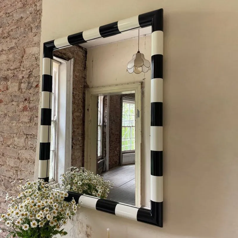 Funky Modern Mirror Decoration Living Room Art Aesthetic Vanity Square Cute Mirror Hanging Cosmetics Espelhos Home Products