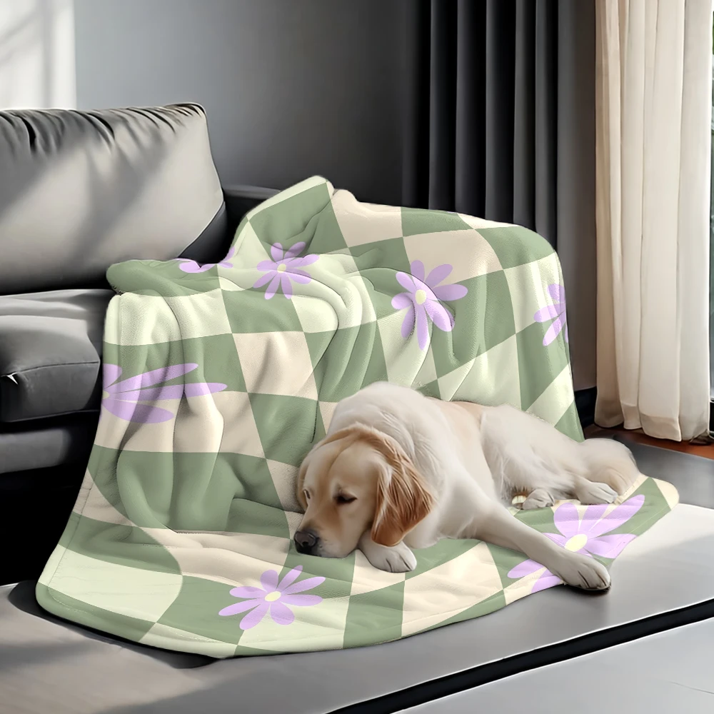 Green Checker Daisies Super Soft Flannel Blanket Fuzzy Warm Throw Blanket for Bed Couch Cozy Plush Bed Cover All Season