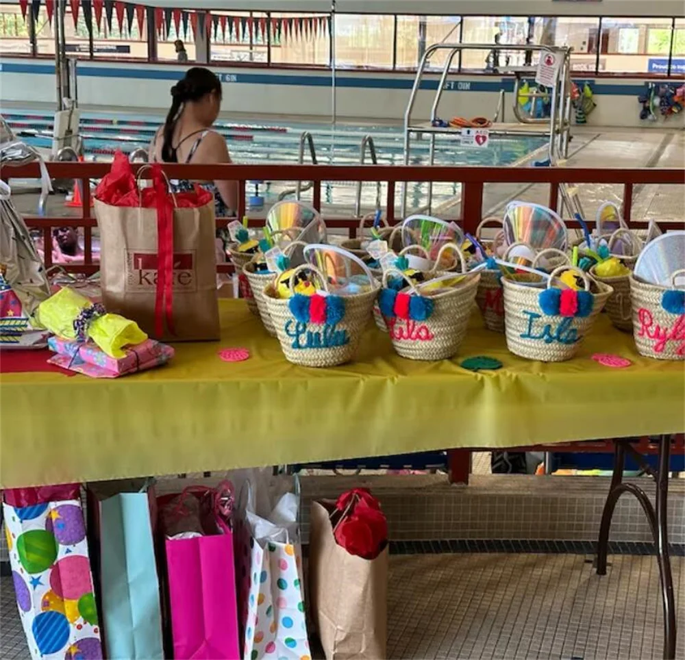 Customized straw bags ,Personalized WEDDING GUEST GIFT monogram bag basket,bridal shower bags,custom beach bag,straw tote,embroi
