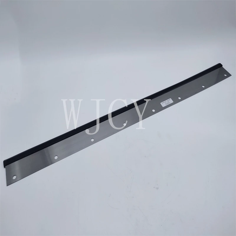 Free Shipping 2 PCS High Quality 58.010.180 715MM 8 Holes Wash up Blade MO Printing Machine Parts