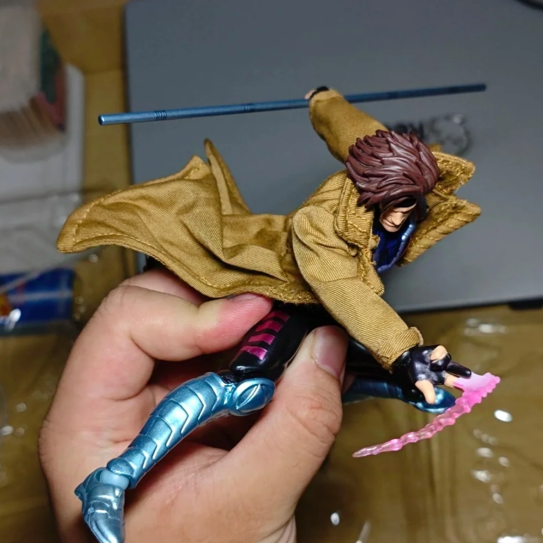 In Stock Ct Toys Gambit Mafex 131 X-Men Action Figure Wolverine SHF Anime Figure Figurine Statue Model Customized Gifts Toys view 2