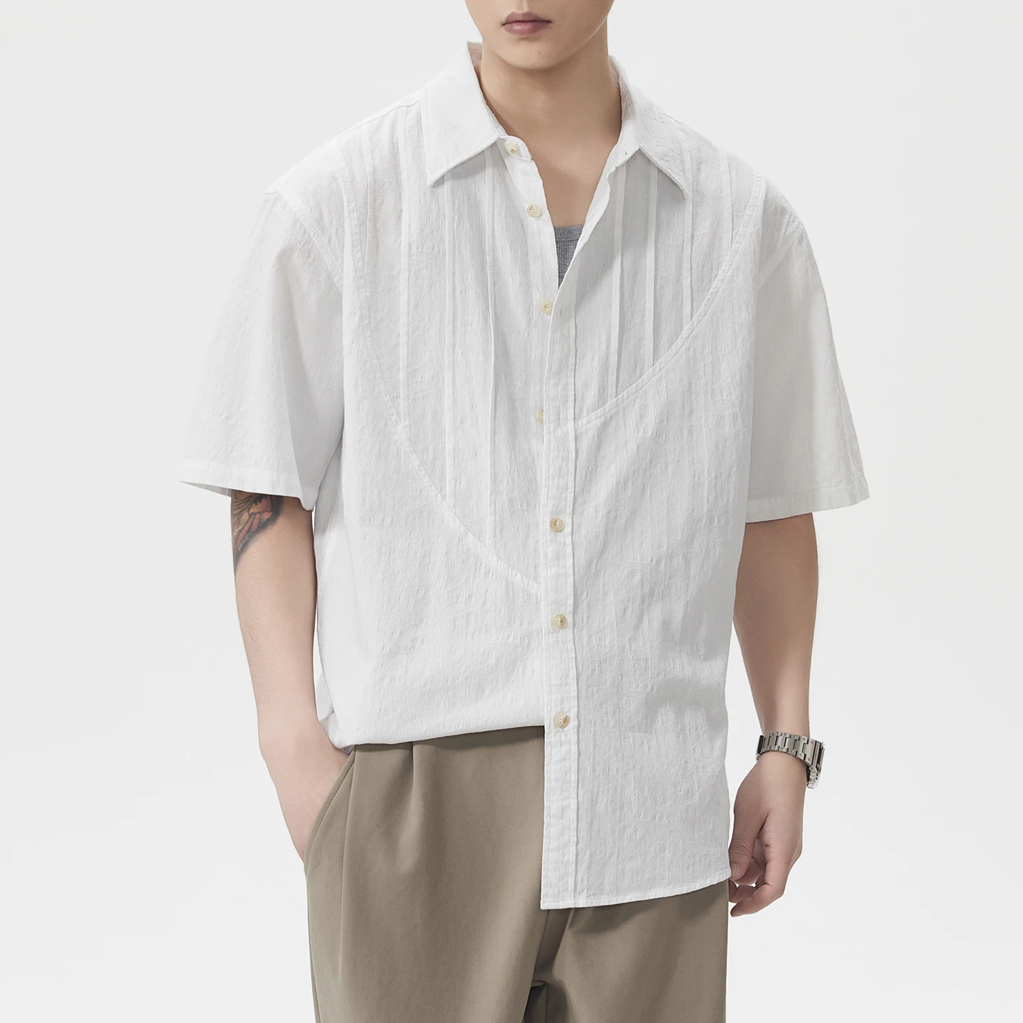 Male Streetwear Modeling Shirts Tops Men Short Sleeve Loose Casual Summer Jacquard Fashion Vintage Folds Vacation Shirt