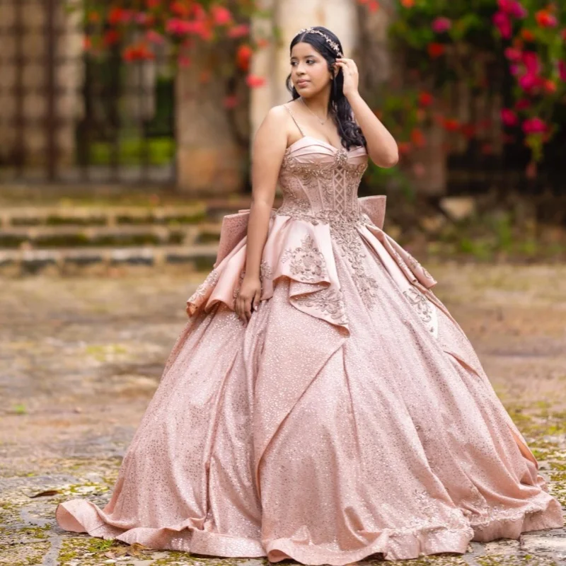 

Shiny Pink Quinceanera Dresses Off the Shoulder Glitter Decal Long tail Lace Layering Bow Vestidoe 15 Quinceanera Customize
