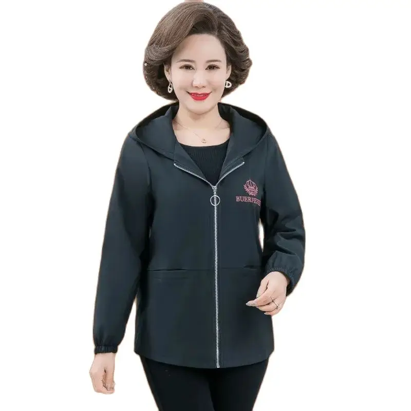 

Middle-aged Mother Spring And Autumn Coat Fashion Loose Top 2023 New Middle-aged And Elderly Women Hooded Windbreaker JacketLady