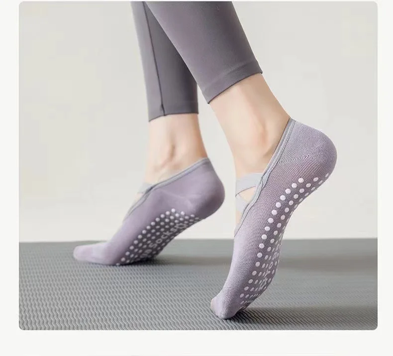 8 쌍 여성용 미끄럼 방지 요가 양말 보이지 않는 로우 컷 레드 블랙 화이트 그린 옐로우 요가 양말 실내 피트니스 및 체육관 운동용