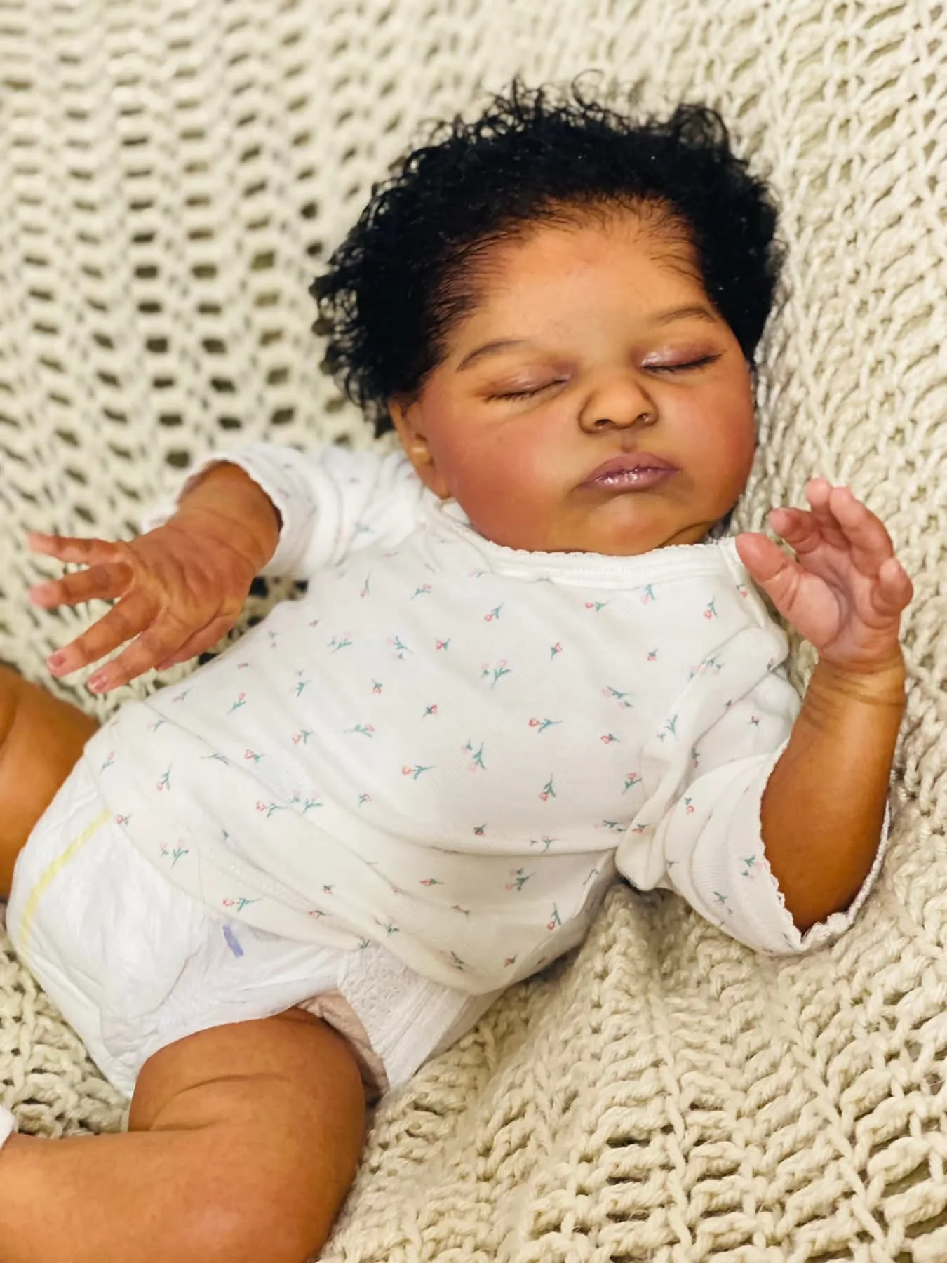 NPK 18 Zoll dunkle Haut Neugeborene Babygröße mit handverwurzeltem Haar Reborn Babypuppe Laura Lebensechtes echtes Baby