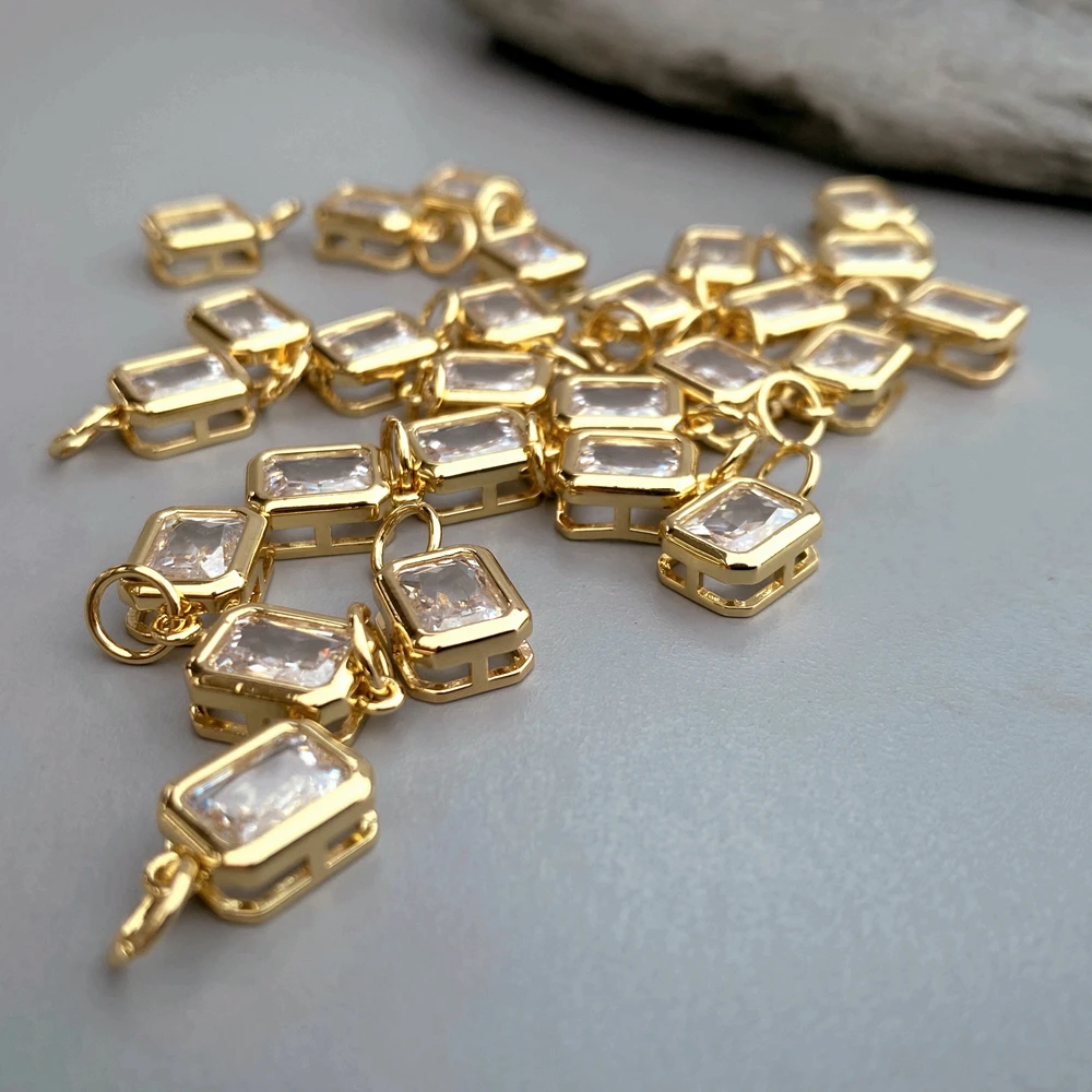 

30 шт. прямоугольных подвесок с кристаллами 8x10 мм, покрытых 18-каратным золотом, для популярных ожерелий DIY