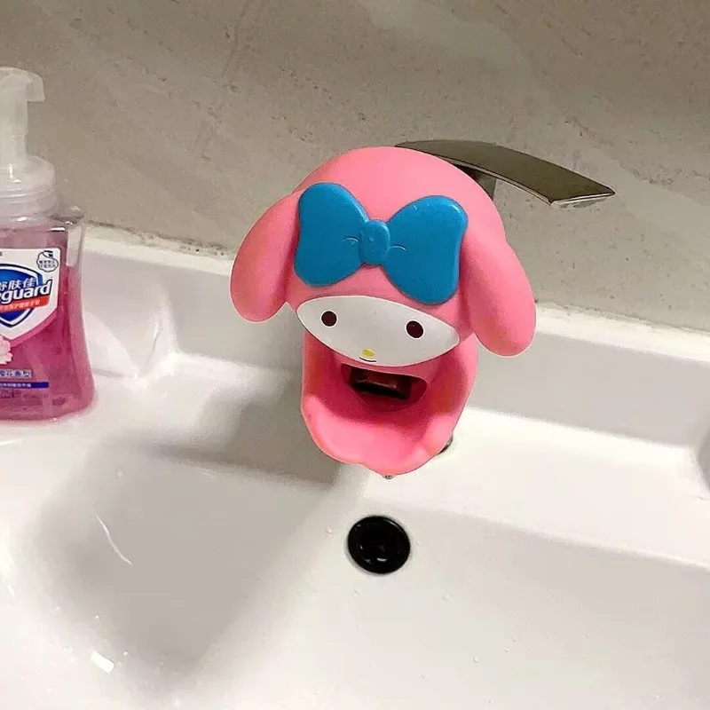 Sanrio Hello Kitty musluk genişletici Anime su dokunun uzatma lavabo çocuklar için el yıkama ekipmanları banyo mutfak aksesuarları