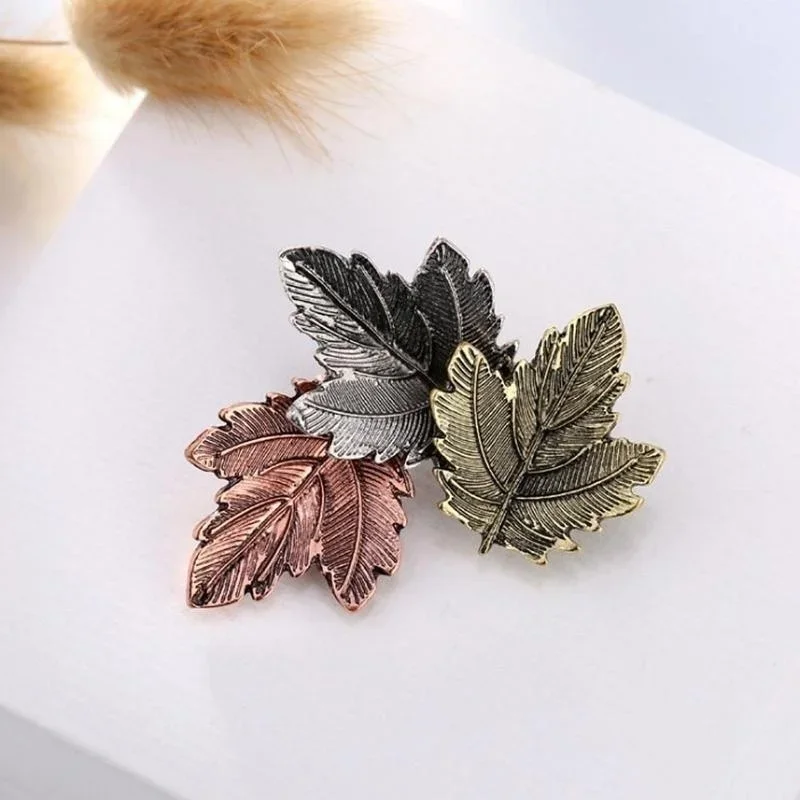 New Vintage Brooch Wedding Gold Silver Plated Maple Leaf Brooches Pins Exquisite Collar For Women Dance Party Accessories Gifts