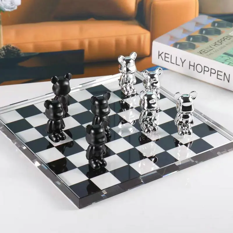 Modern Luxury Creative Crystal Chessboard Decoration Black and White Chess Set, Living Room and Study Soft Decoration Gift