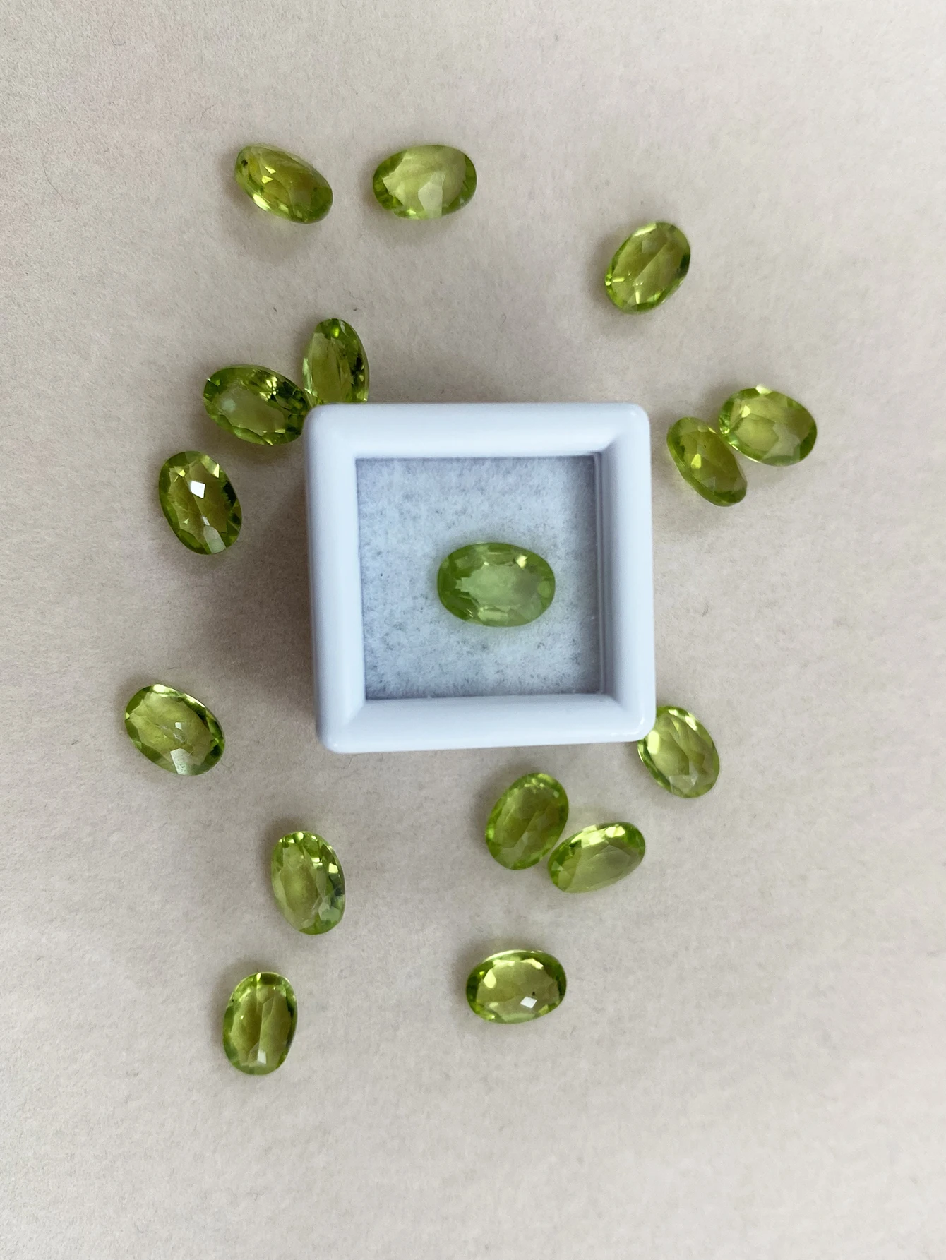 100% Natural Olivine Peridot Loose Stone Round Cut 7X5mm 8*6mm Gemstone ​for Earring Ring Necklace Jewelry Making Accessories