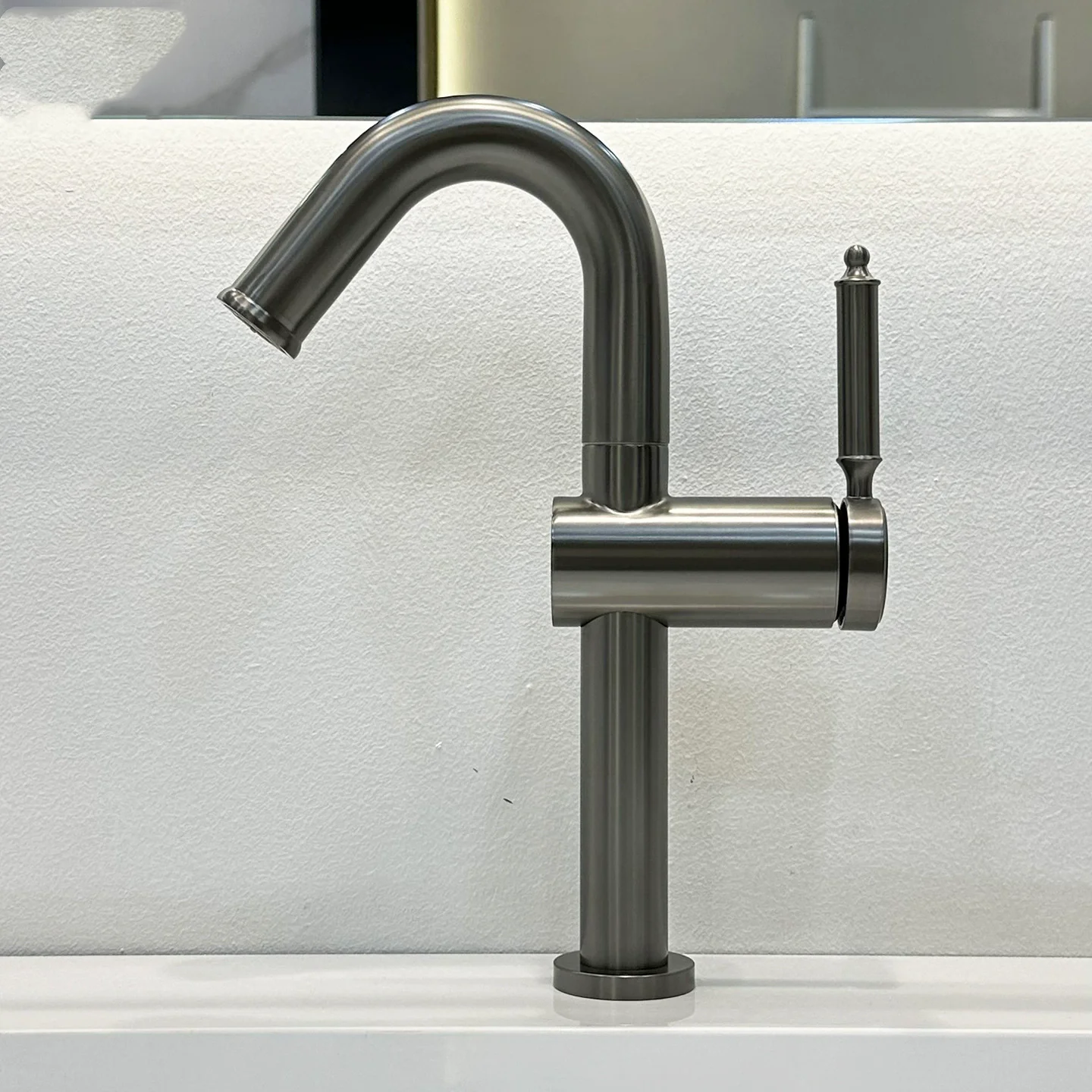 white Basin Faucet Hot Cold Bathroom Sink Mixer Brass White Red Brass Single Lever Colorful Lavatory Tap
