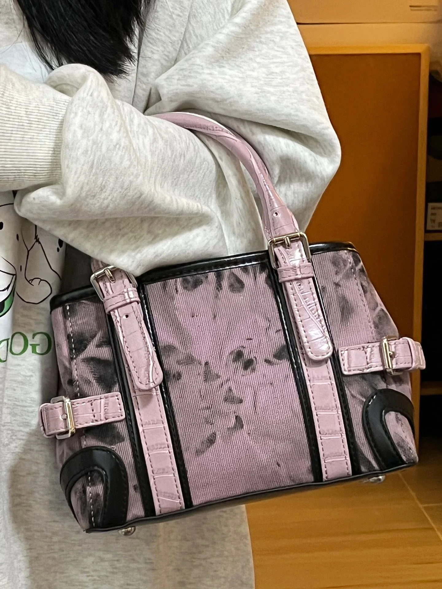 Bolso de mano de color versátil para mujer, bolsa de mensajero de hombro, y2k, interior, vintage, nuevo diseñador